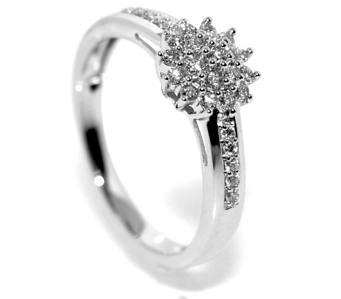Hovedbilde Forlovelsesring i hvitt gull med diamanter 0.25ct ...