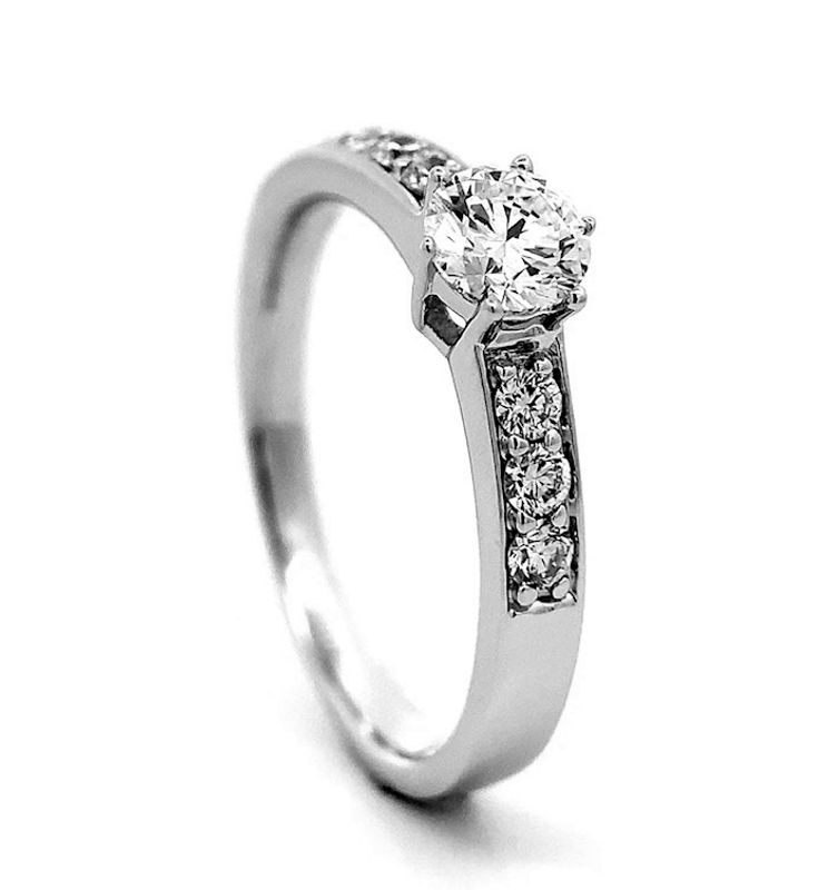 Superdeal! Diamantring 0.64 carat tw.si