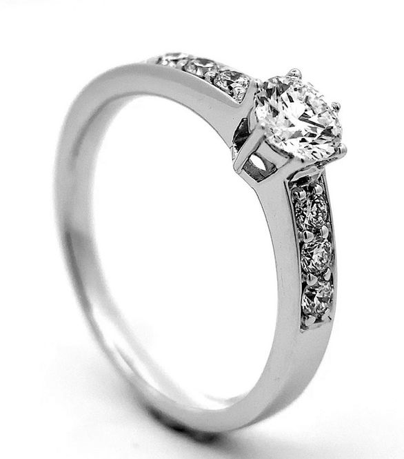 Hovedbilde Forlovelsesring dame 0.64 carat tw.si
