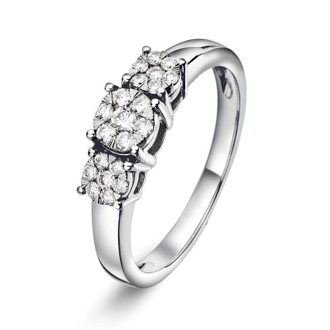 Hovedbilde Diamantring i hvitt gull med diamanter 0.25ct w.p