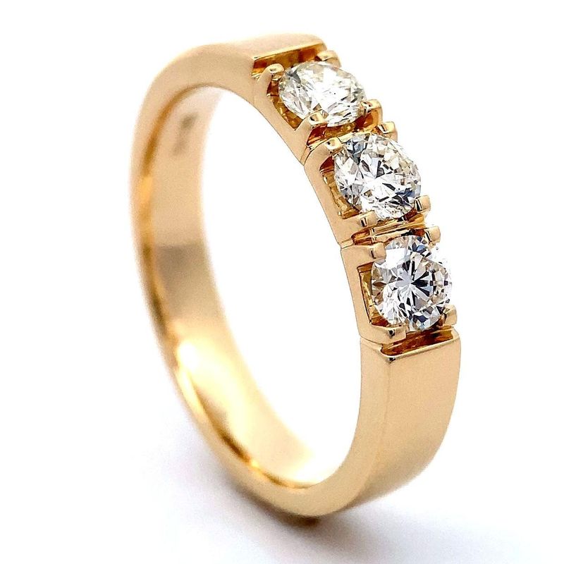 Alliansering 0.60 carat w.si